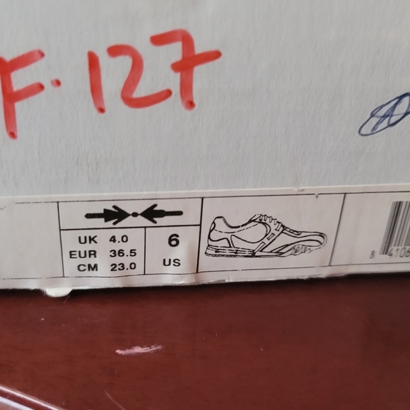 💗 Diverse Manolo sneakers - Picture 7 of 10